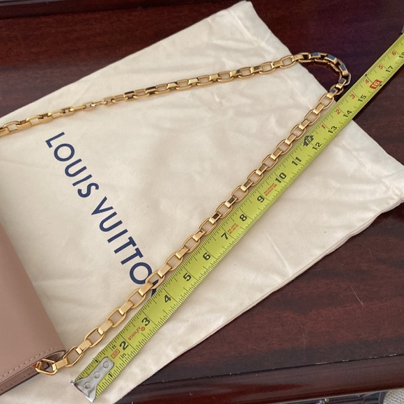 LOUIS VUITTON Louise Clutch - Picture 11 of 12